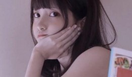 抖音娱乐吃瓜头像女,揭秘娱乐八卦背后的故事”